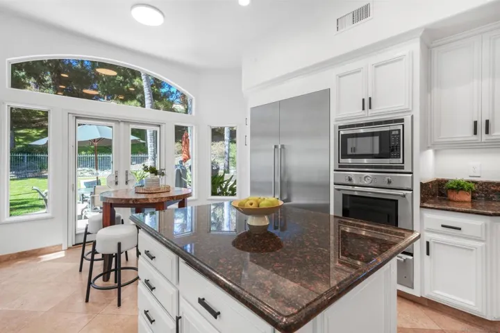 7011 Ibis Place, Carlsbad, California 92011