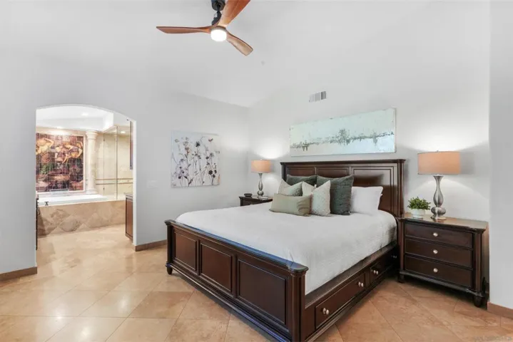 7011 Ibis Place, Carlsbad, California 92011
