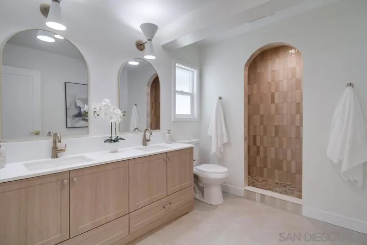 3276 Talbot St, San Diego, California 92106