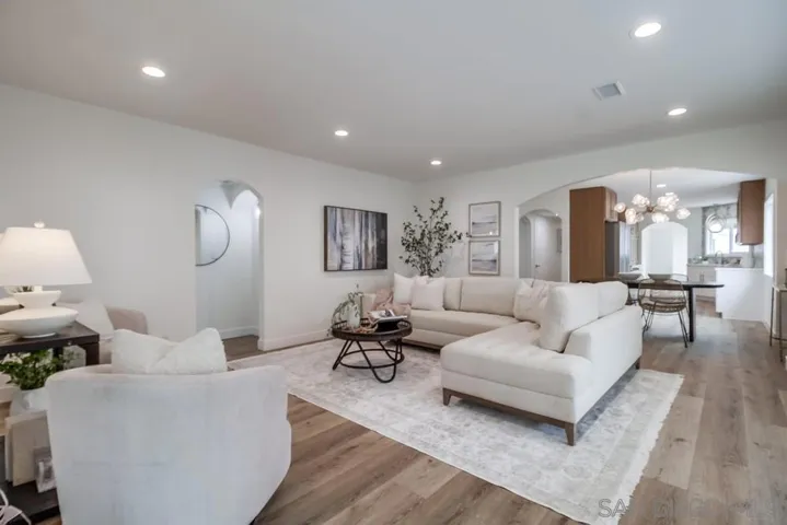 3276 Talbot St, San Diego, California 92106