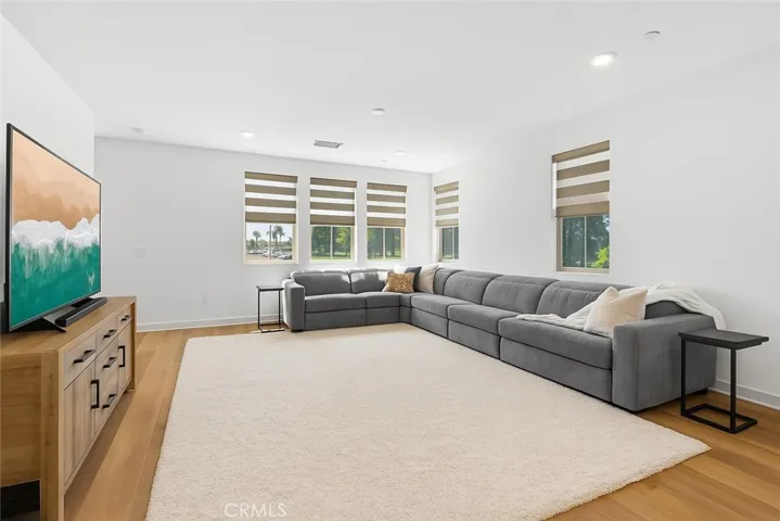 10319 Triple Crown Lane, Cypress, California 90720