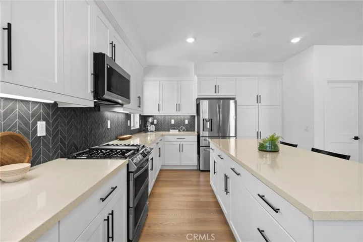 10319 Triple Crown Lane, Cypress, California 90720
