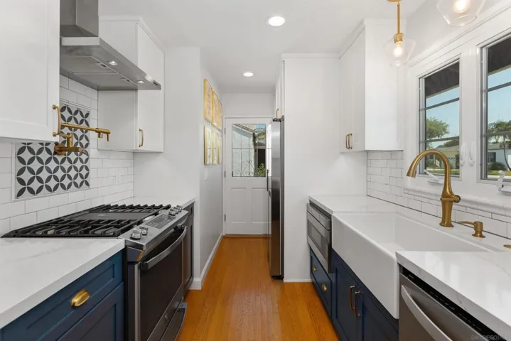 4744 49th St, San Diego, California 92115
