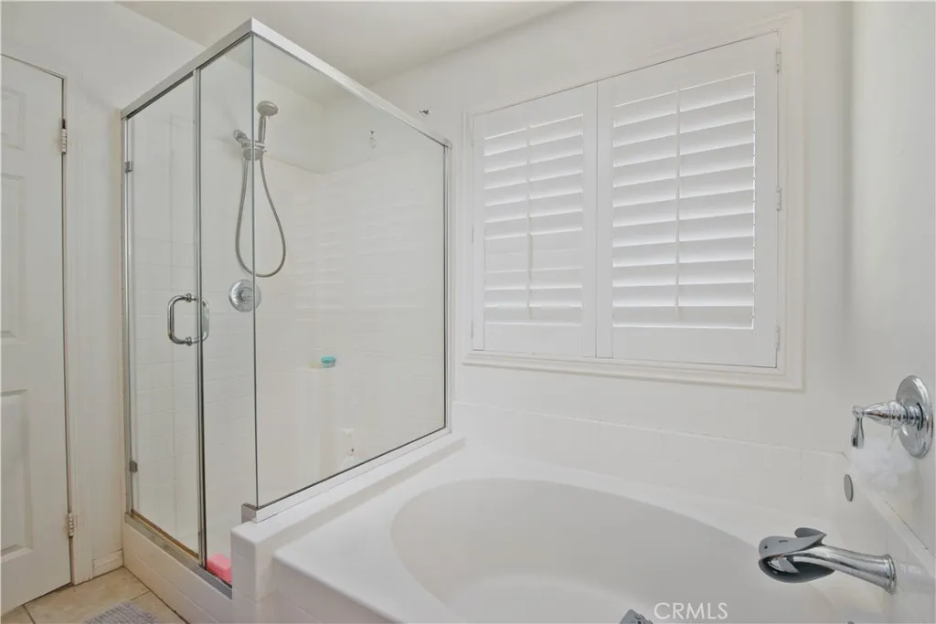 13748 Amanda Lane, Sylmar, California 91342 home-pic-19