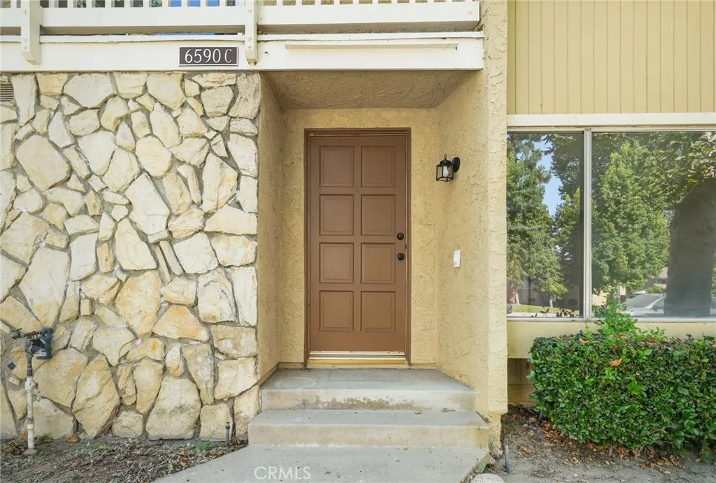 6590 Marquette Street C, Moorpark, California 93021 home-pic-3