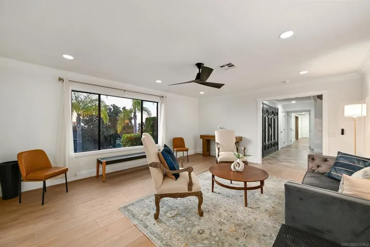 4367 Summit Dr, La Mesa, California 91941