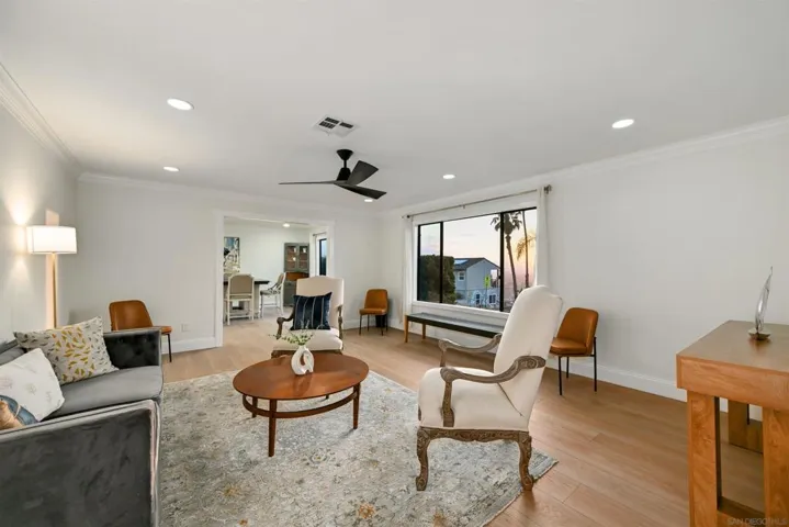 4367 Summit Dr, La Mesa, California 91941