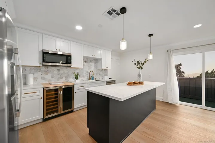 4367 Summit Dr, La Mesa, California 91941