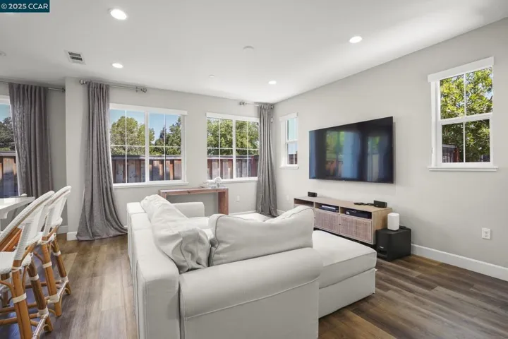 3893 Villa Vista Pl, Concord, California 94521
