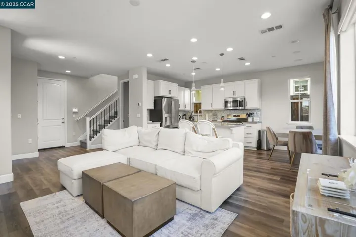 3893 Villa Vista Pl, Concord, California 94521