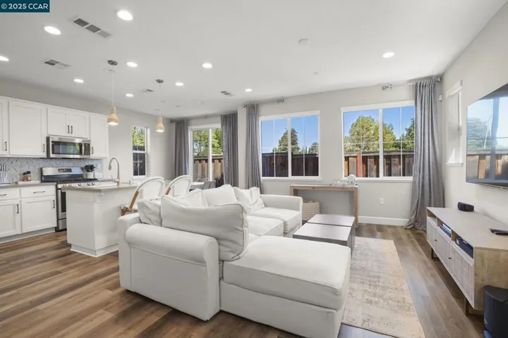 3893 Villa Vista Pl, Concord, California 94521