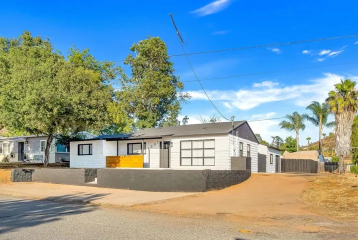 1301 Clove St, El Cajon, California 92021