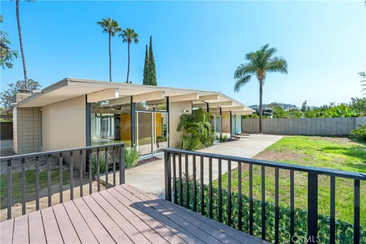 3730 E Casselle Avenue, Orange, California 92869