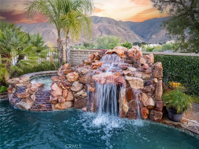 27016 Cliffie Way, Canyon Country, California 91387