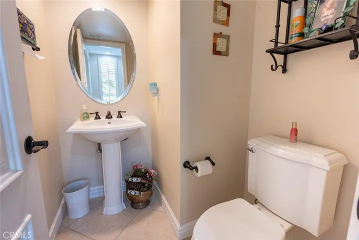 27016 Cliffie Way, Canyon Country, California 91387