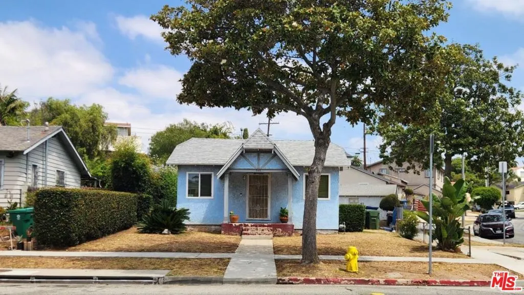 545 E Fairview Boulevard, Inglewood, California 90302, 2 Bedrooms Bedrooms, ,2 BathroomsBathrooms,Residential,For Sale,Fairview,25578445