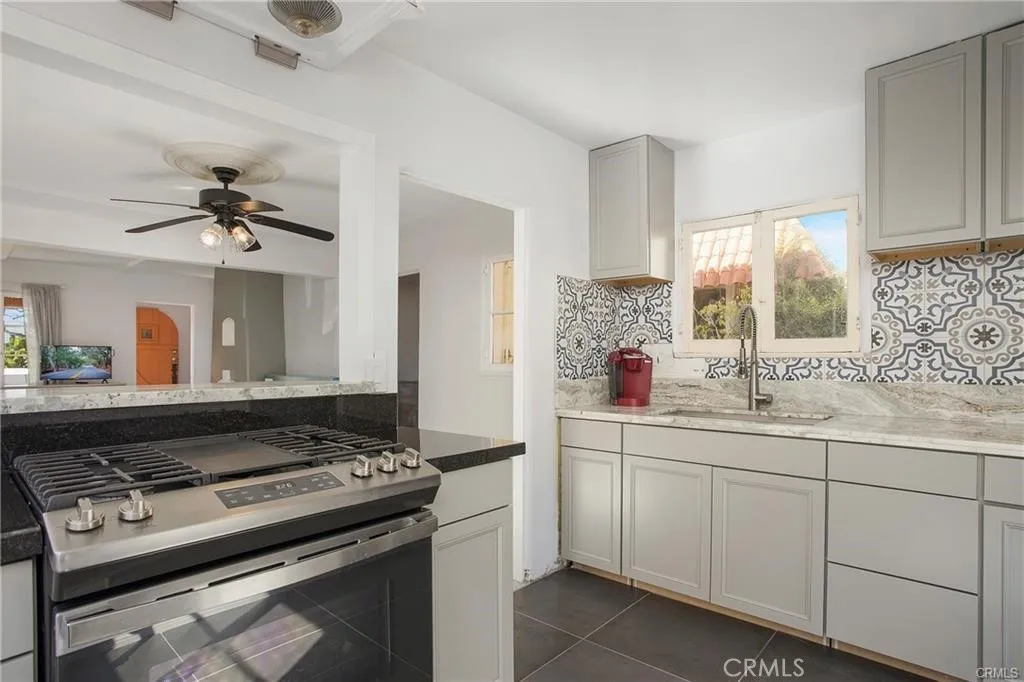 251 Avenida Del Mar, San Clemente, California 92672 home-pic-2