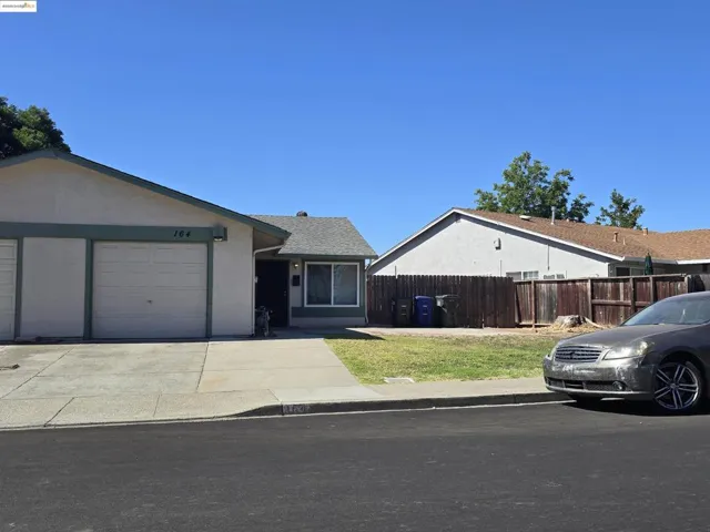 164 E Trident Drive, Pittsburg, California 94565
