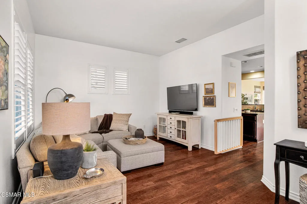 418 Arbor Court, Simi Valley, California 93065 home-pic-13