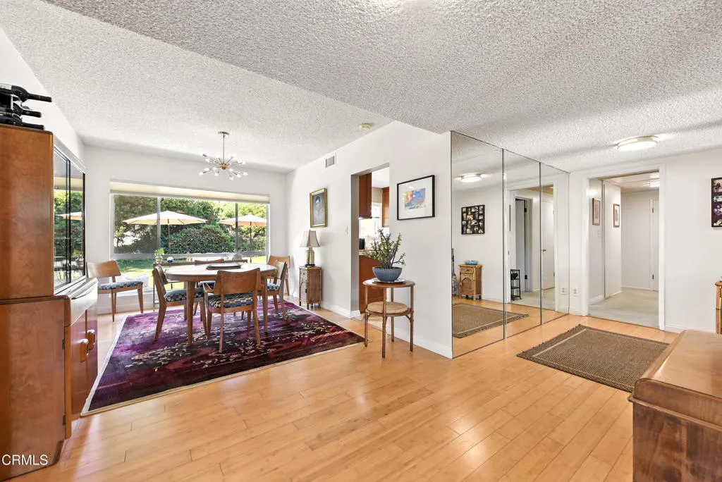 633 Camino Roberto, Thousand Oaks, California 91360 home-pic-17