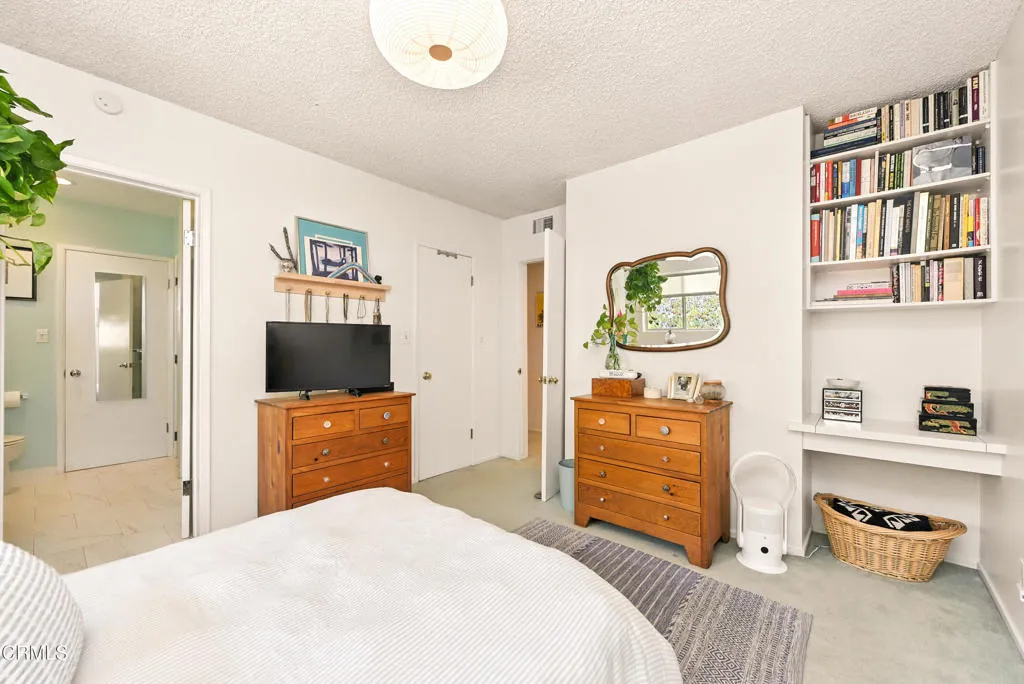 633 Camino Roberto, Thousand Oaks, California 91360 home-pic-34