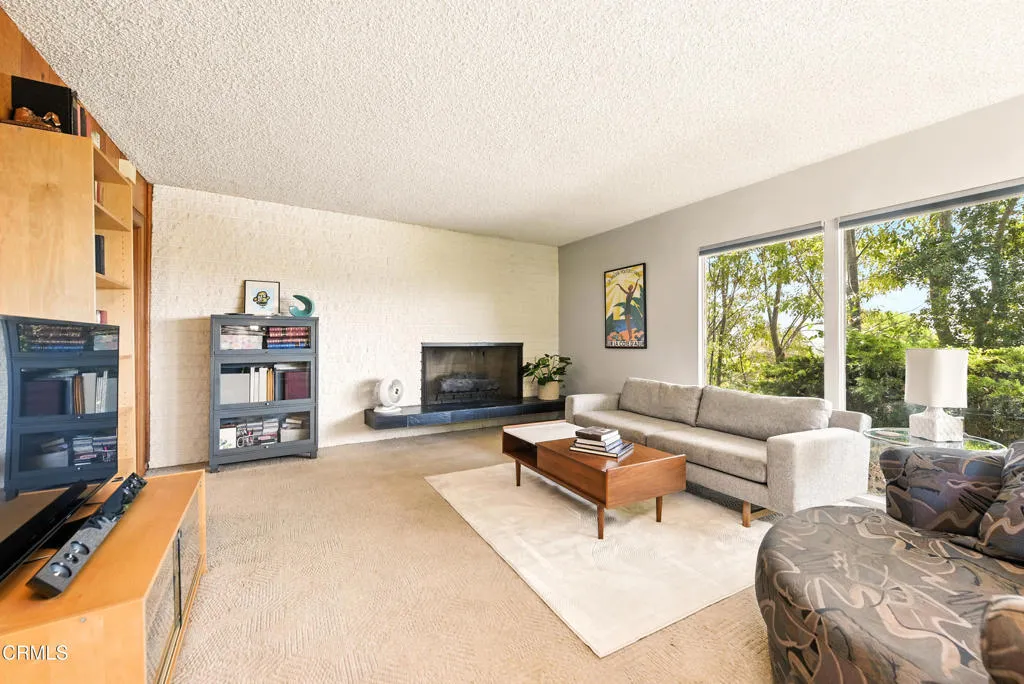 633 Camino Roberto, Thousand Oaks, California 91360 home-pic-20