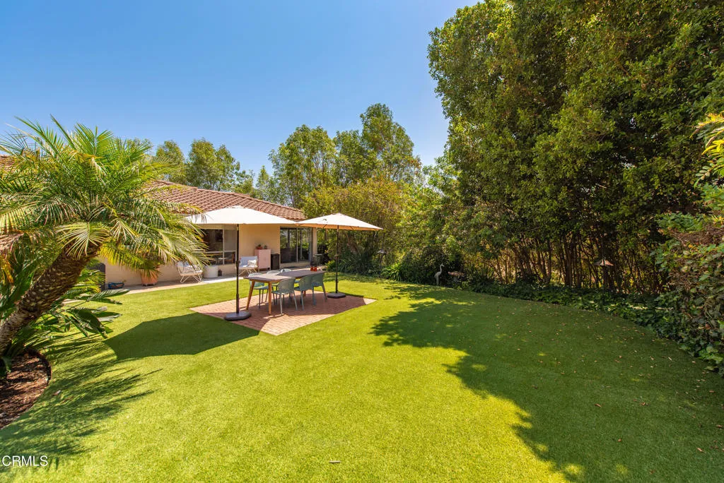 633 Camino Roberto, Thousand Oaks, California 91360 home-pic-2