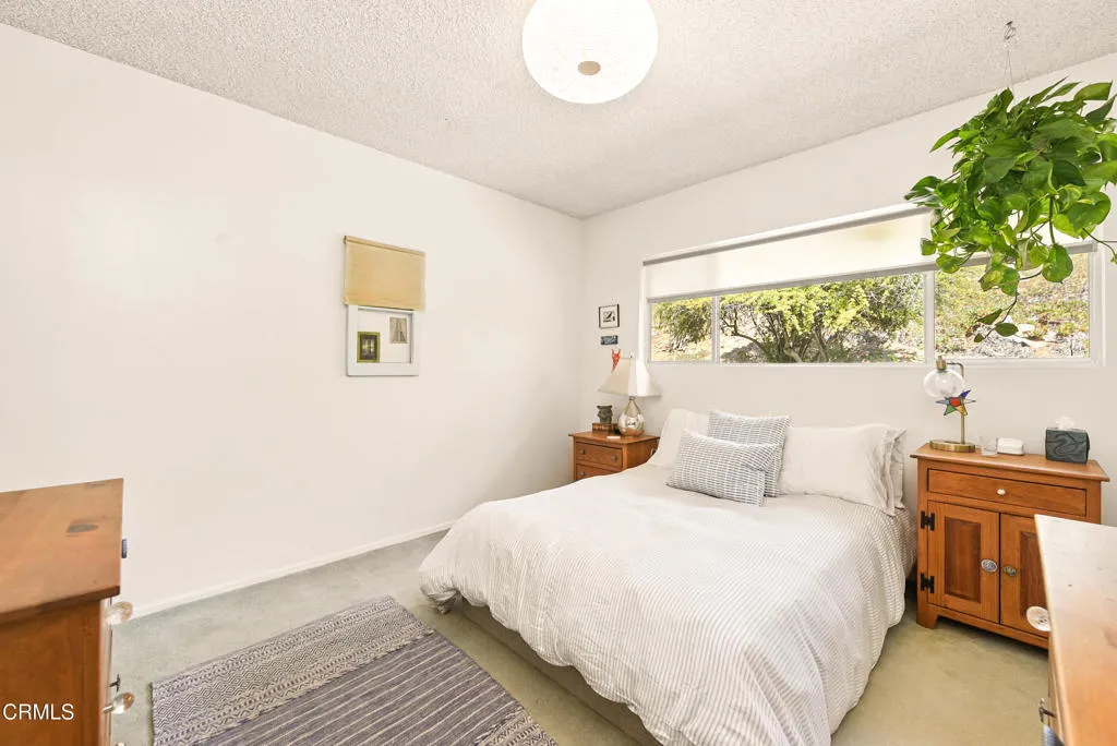 633 Camino Roberto, Thousand Oaks, California 91360 home-pic-32