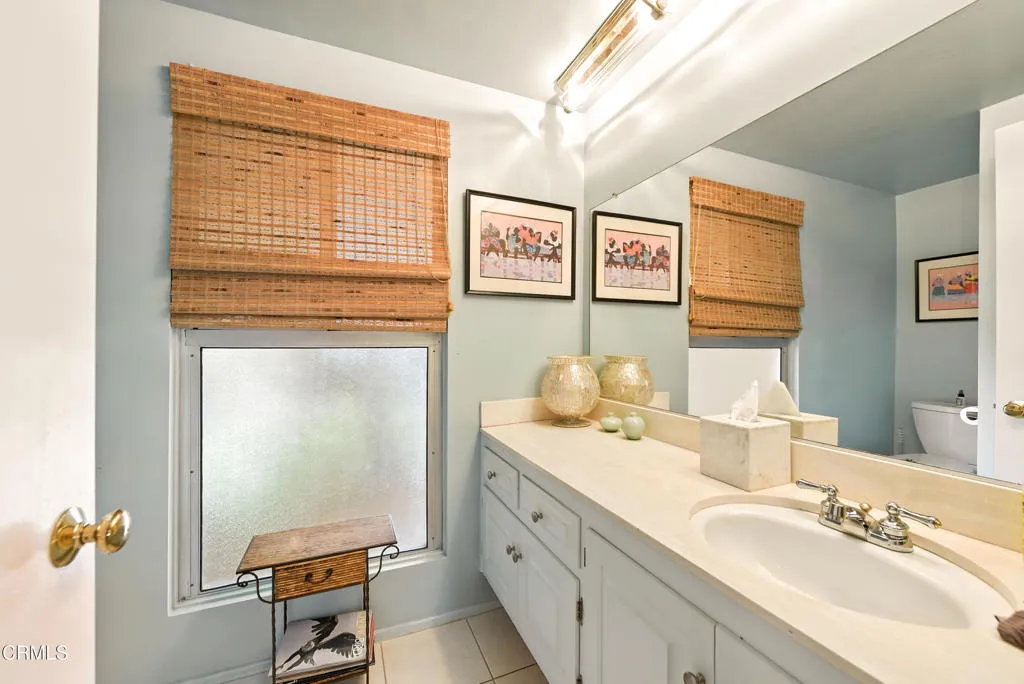 633 Camino Roberto, Thousand Oaks, California 91360 home-pic-29