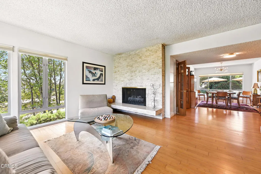 633 Camino Roberto, Thousand Oaks, California 91360 home-pic-15