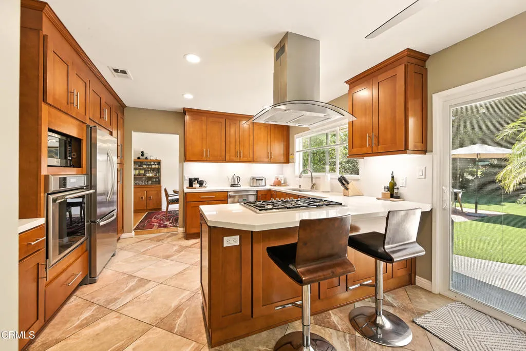 633 Camino Roberto, Thousand Oaks, California 91360 home-pic-26