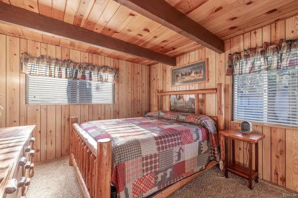 217 E Angeles Boulevard, Big Bear, California 92314 home-pic-11