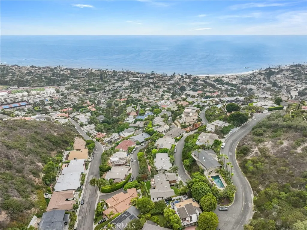 1214 Anacapa Way, Laguna Beach, California 92651 home-pic-29