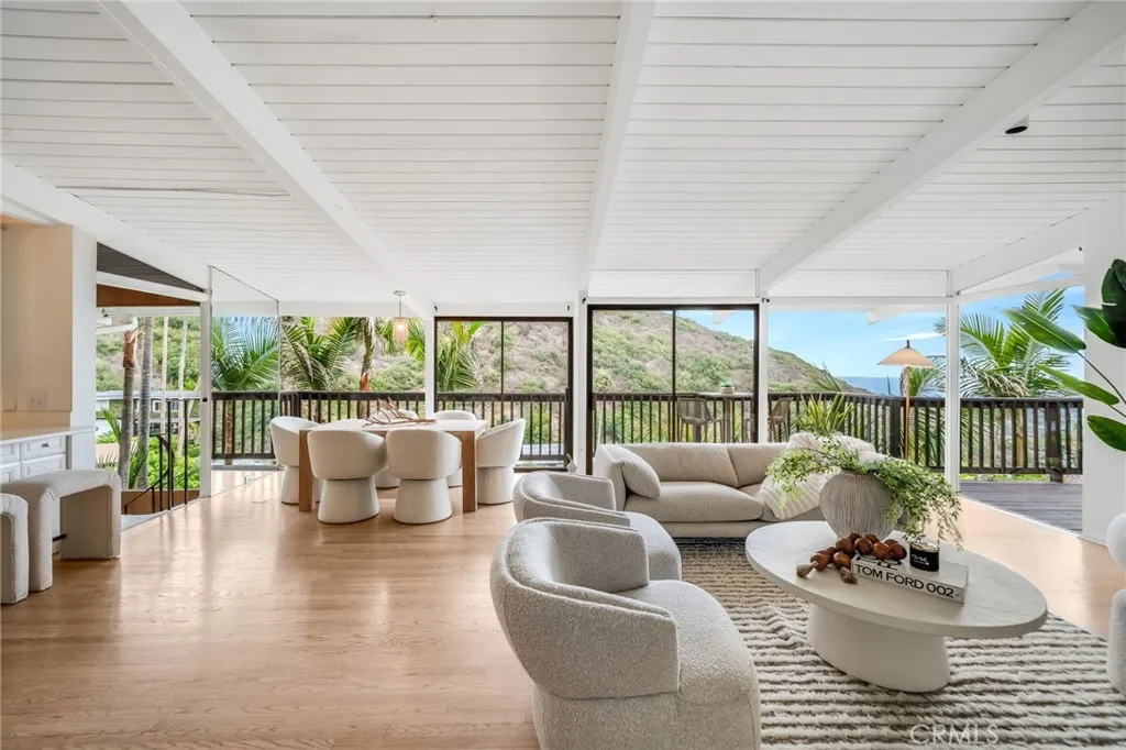 1214 Anacapa Way, Laguna Beach, California 92651 home-pic-2