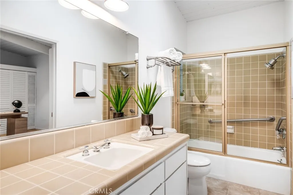 1214 Anacapa Way, Laguna Beach, California 92651 home-pic-14
