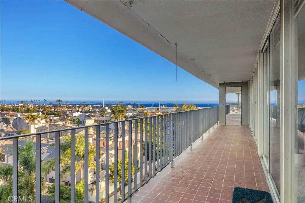 5400 The Toledo 601-603, Long Beach, California 90803 home-pic-14