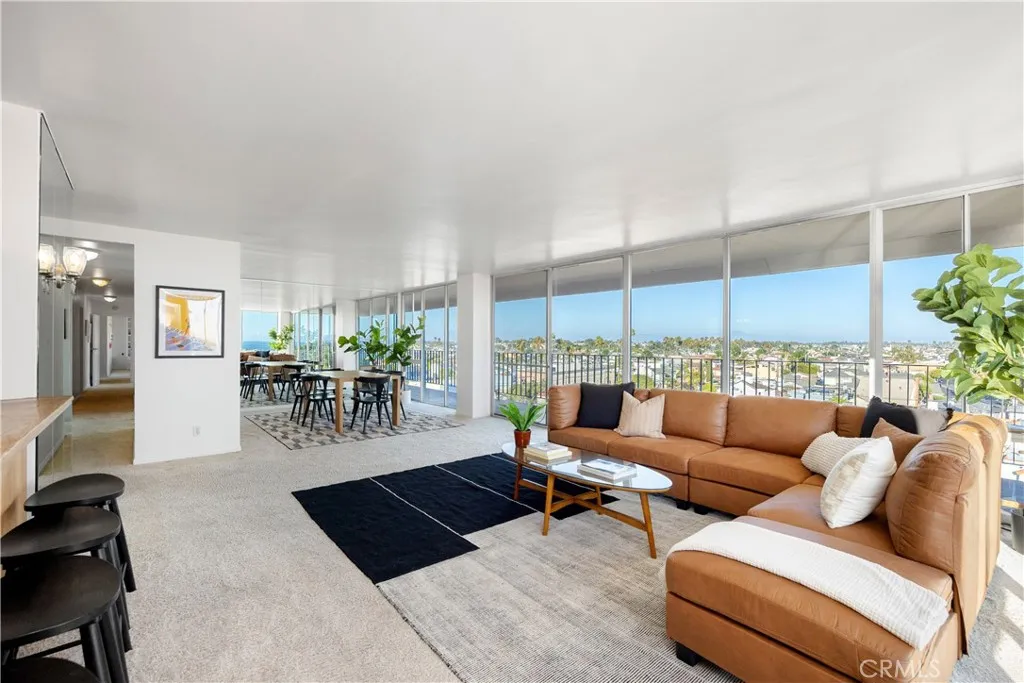 5400 The Toledo 601-603, Long Beach, California 90803 home-pic-4