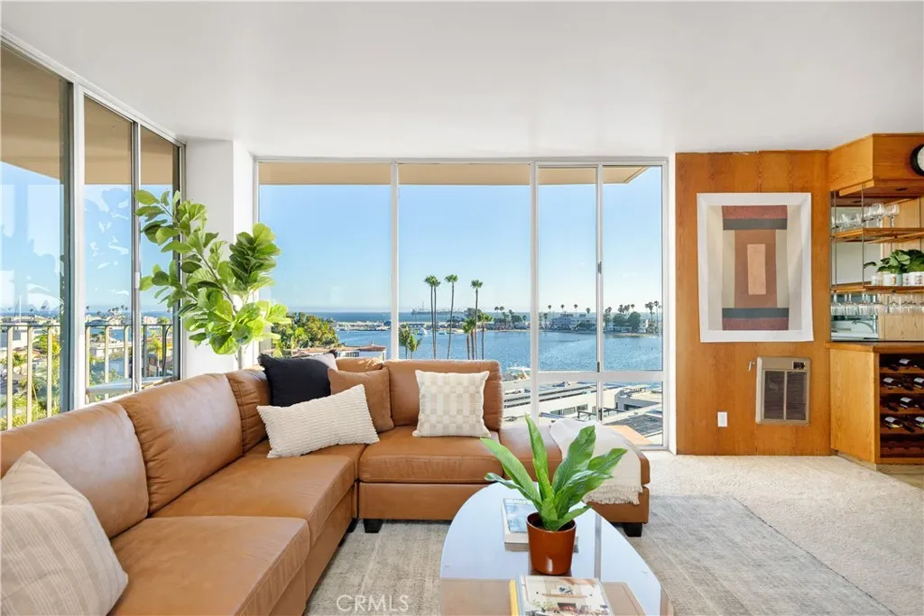 5400 The Toledo 601-603, Long Beach, California 90803 home-pic-2
