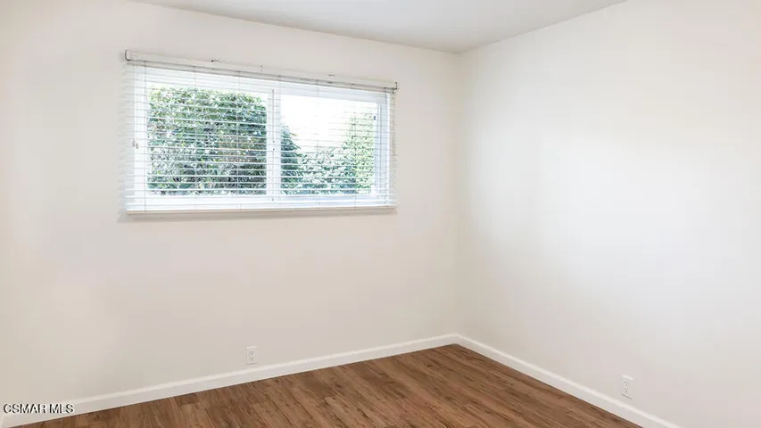 bedroom 13