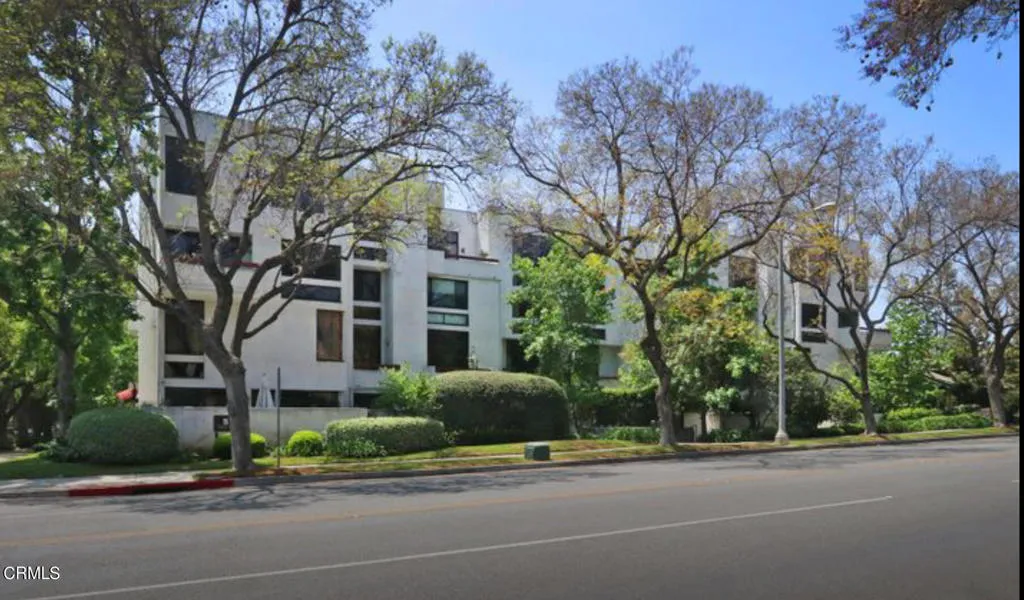 500 E Del Mar Boulevard 28, Pasadena, California 91101, 3 Bedrooms Bedrooms, ,3 BathroomsBathrooms,Residential Lease,For Rent,Del Mar,P1-23714