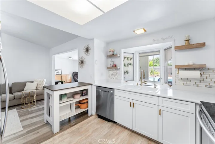 24162 Fordview, Lake Forest, California 92630