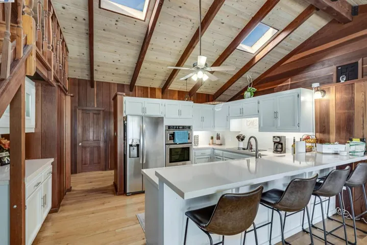676 Scotland Court, Santa Rosa, California 95409