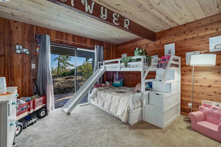 676 Scotland Court, Santa Rosa, California 95409