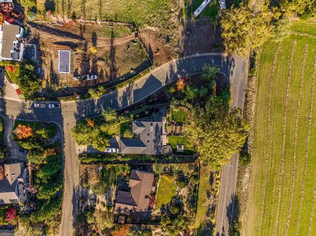 676 Scotland Court, Santa Rosa, California 95409