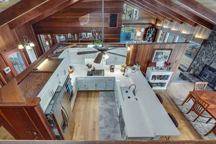 676 Scotland Court, Santa Rosa, California 95409
