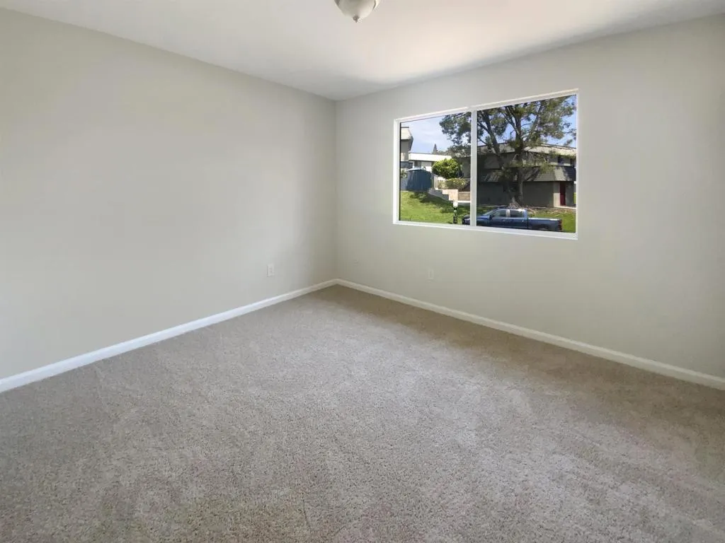 5661 Lake Park Way 4, La Mesa, California 91942 home-pic-5