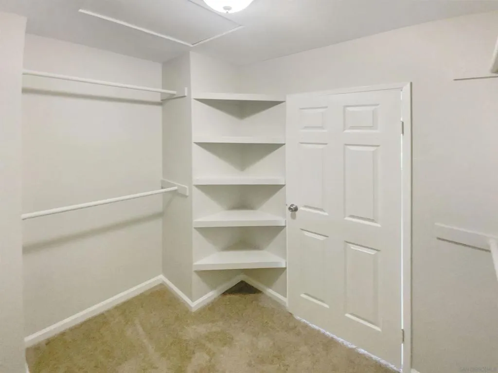 5661 Lake Park Way 4, La Mesa, California 91942 home-pic-17