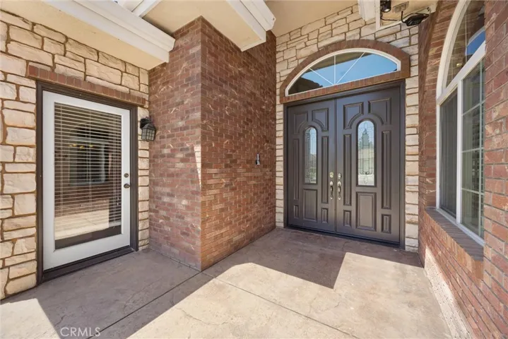 9008 Golden Hawk Court, Bakersfield, California 93312