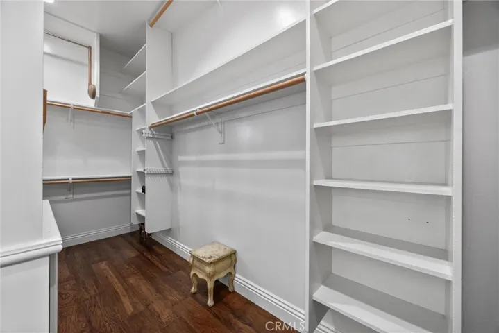 9008 Golden Hawk Court, Bakersfield, California 93312
