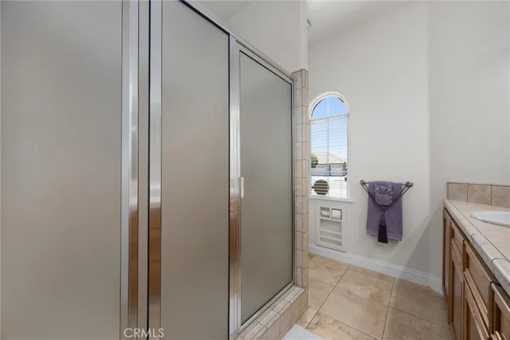 9008 Golden Hawk Court, Bakersfield, California 93312